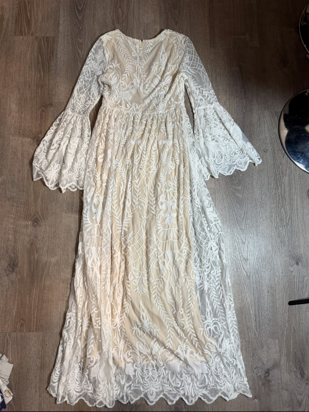 Shoshanna Ivory Lace Maxi Dress with Bell Sleeves